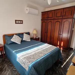 Localizacao Imbativel! A 98m Da Do Com Conforto, Ar-condicionado E Estacionamento! Cabo Frio